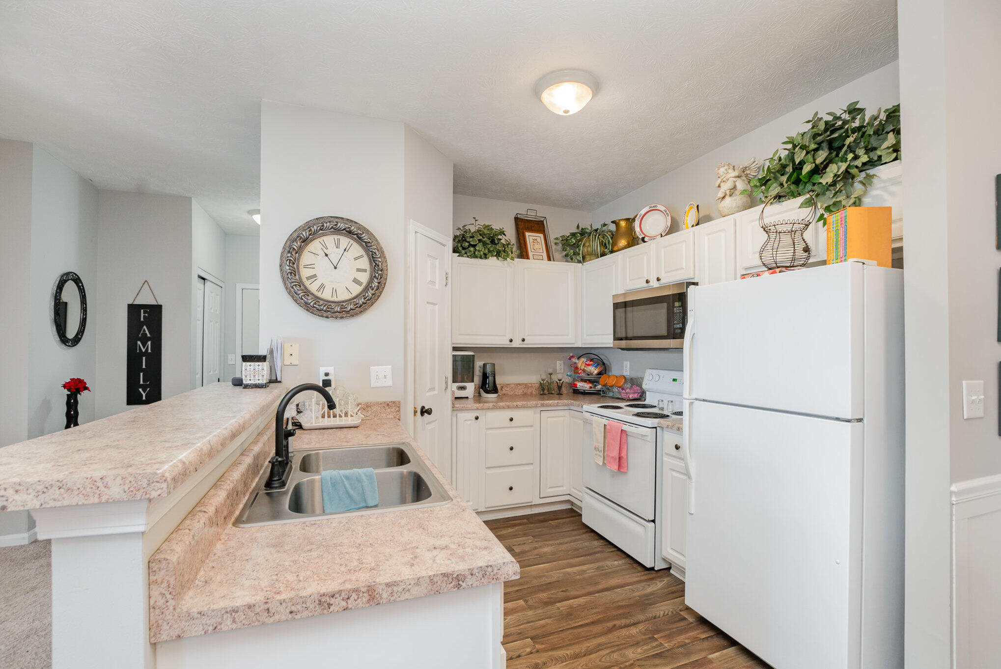 152 Saddlebrook Lane, 477