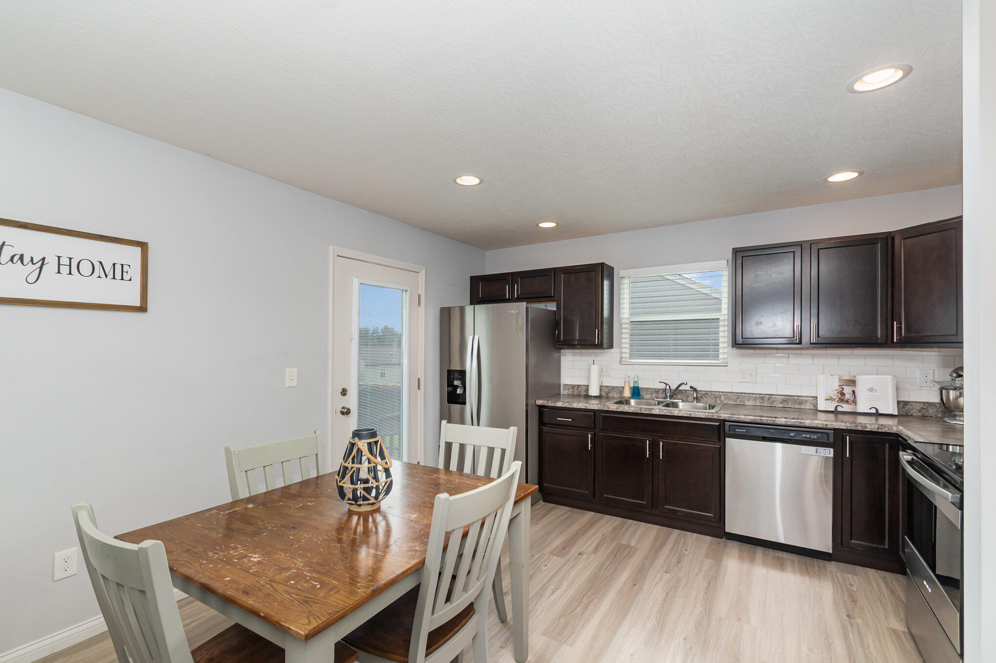 943 Shadowridge Drive