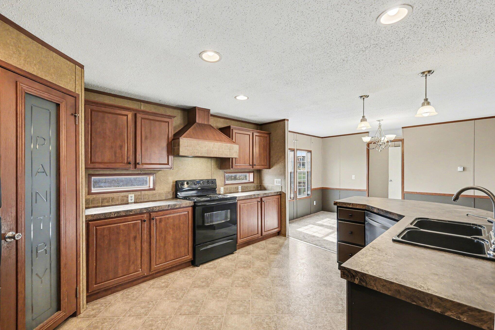 39 Greenwood Portland Road