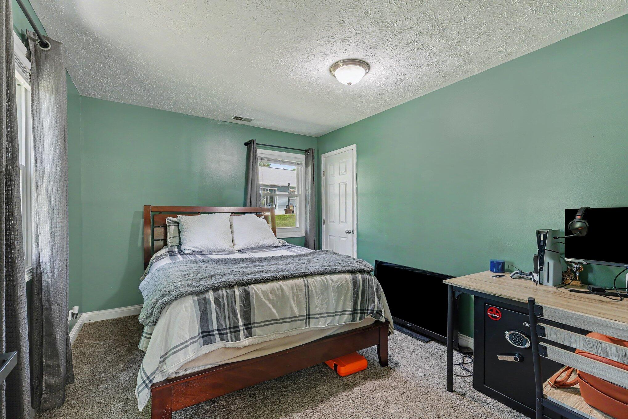 31 Central Avenue