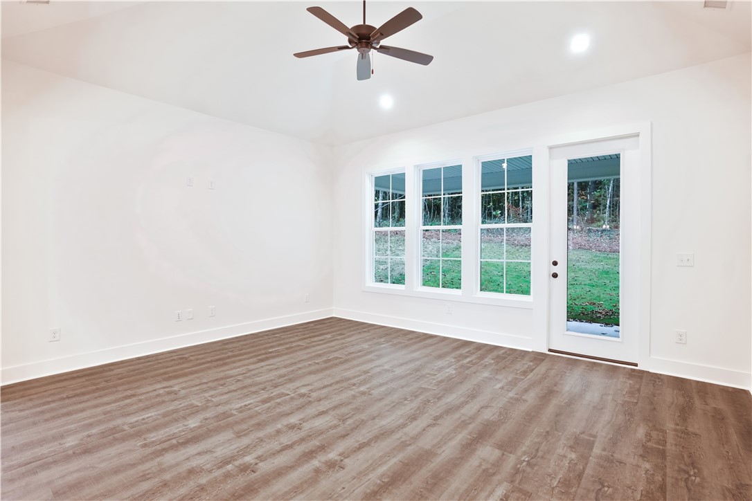 3147 BOTTLE WAY