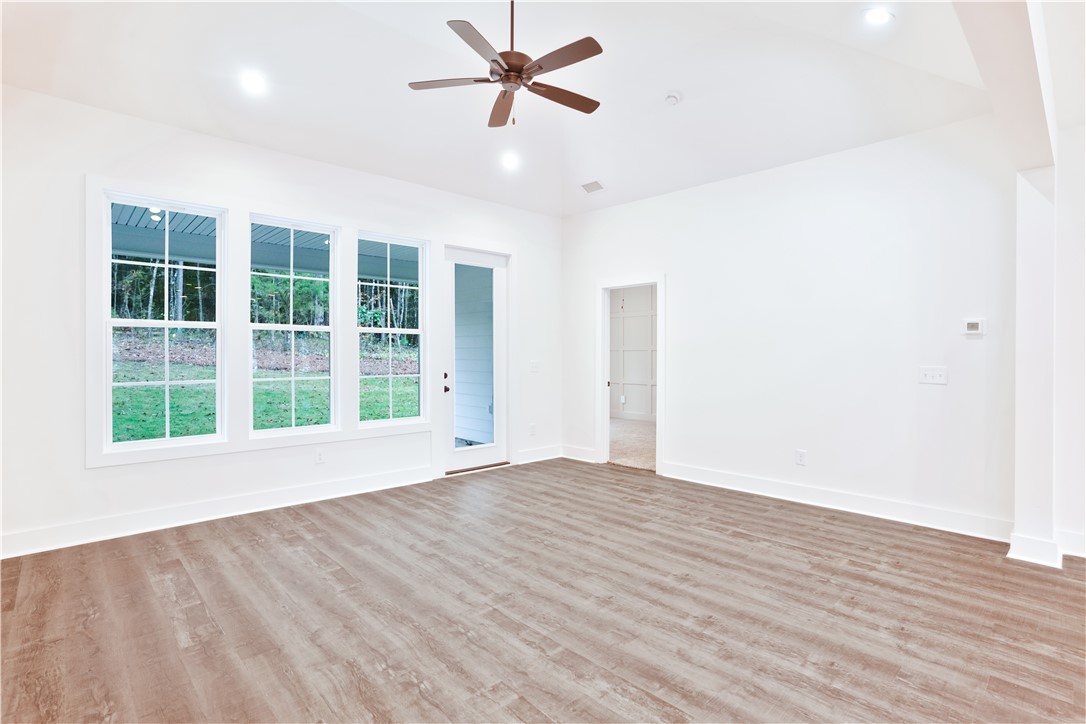 3147 BOTTLE WAY