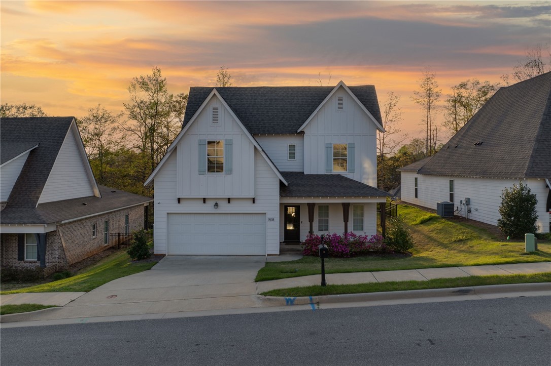 1518 DARTMOUTH DRIVE