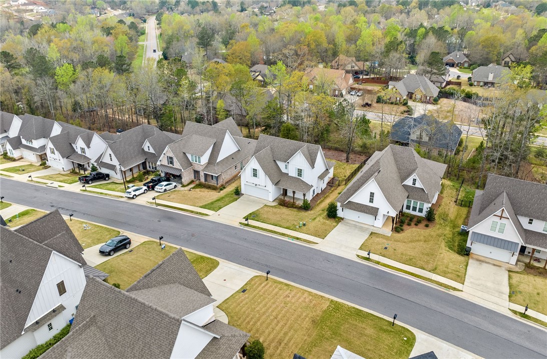 1518 DARTMOUTH DRIVE