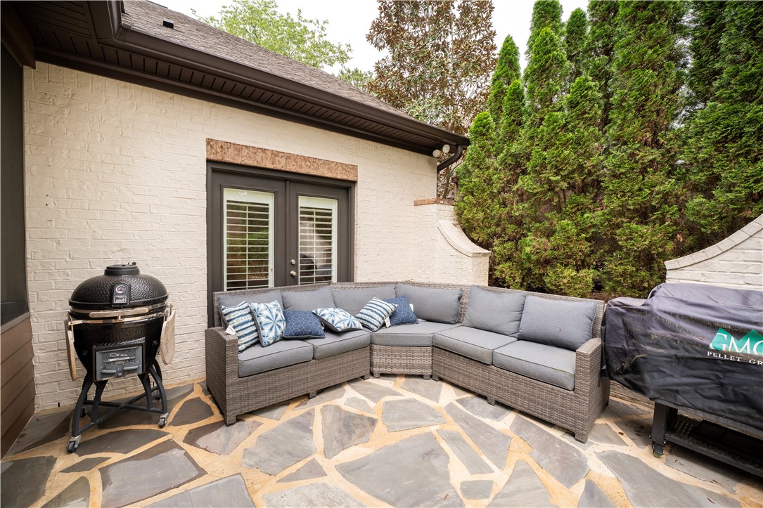 1118 BLACKMAN CIRCLE