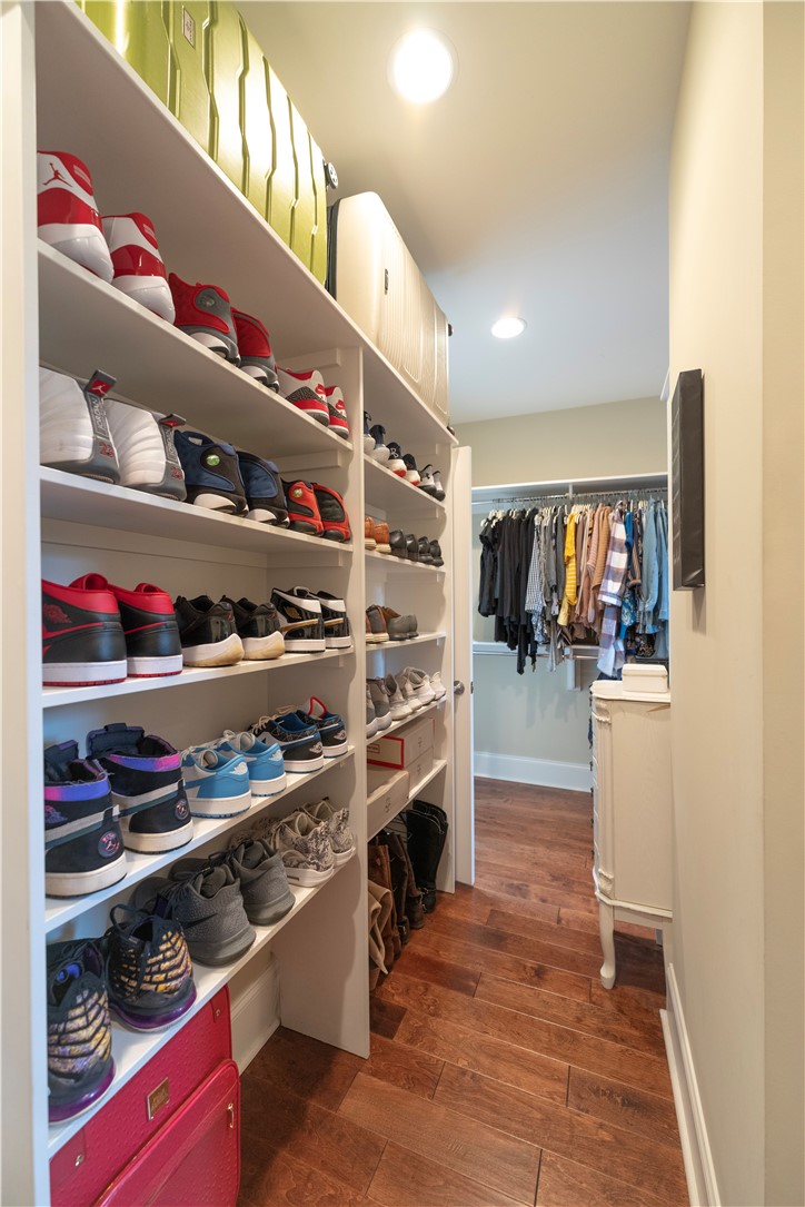 1118 BLACKMAN CIRCLE