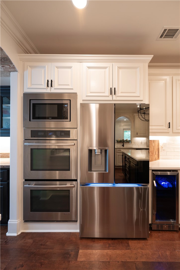 1118 BLACKMAN CIRCLE