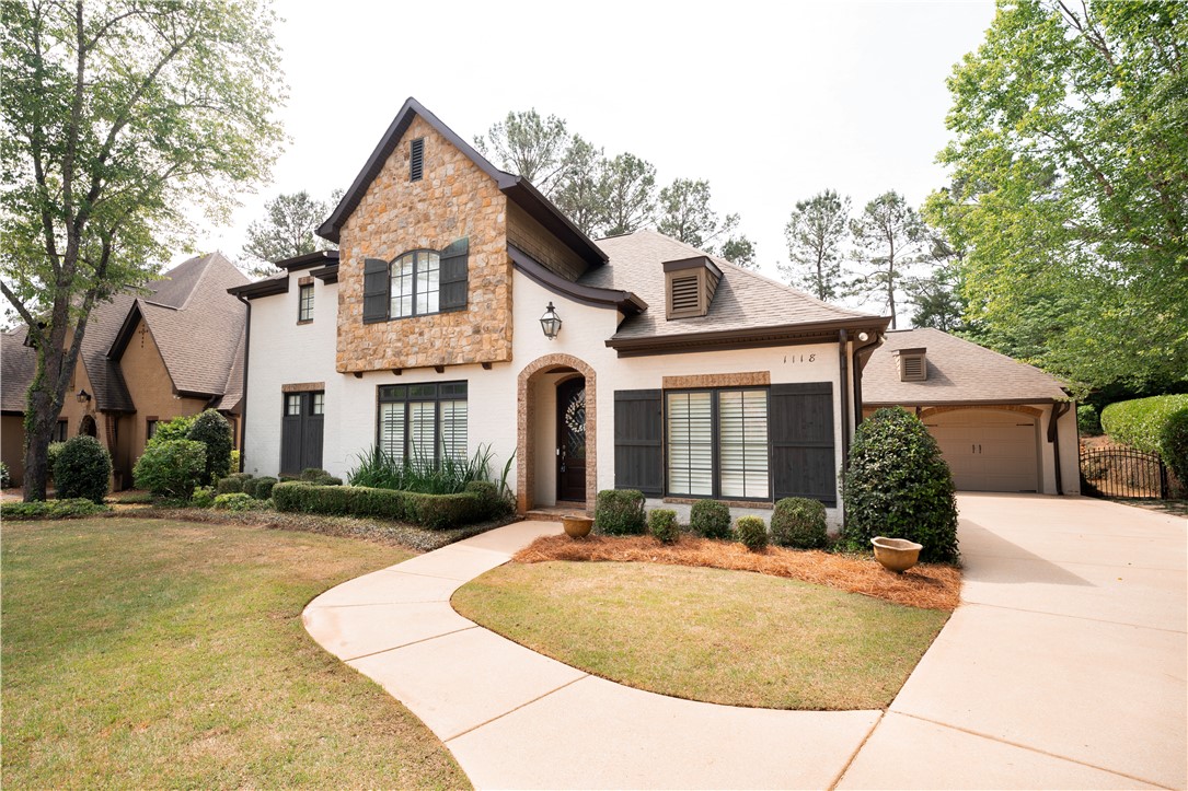 1118 BLACKMAN CIRCLE