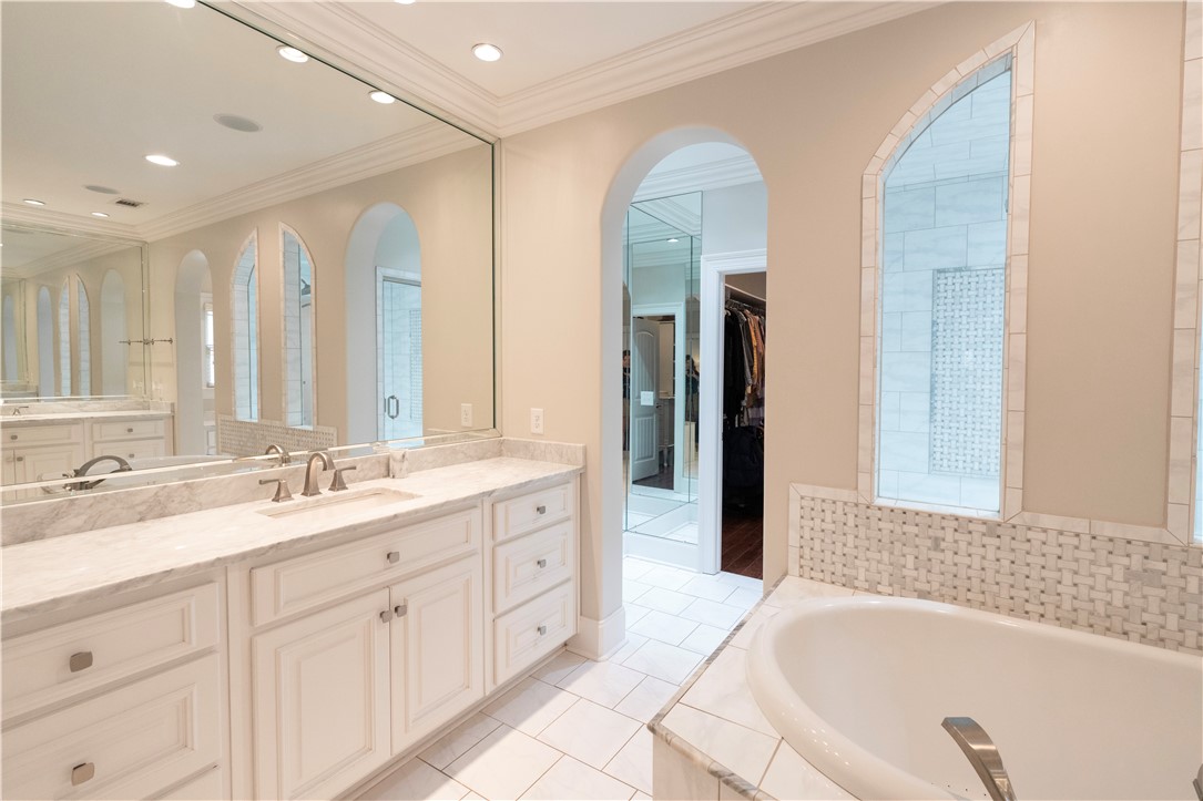 1118 BLACKMAN CIRCLE