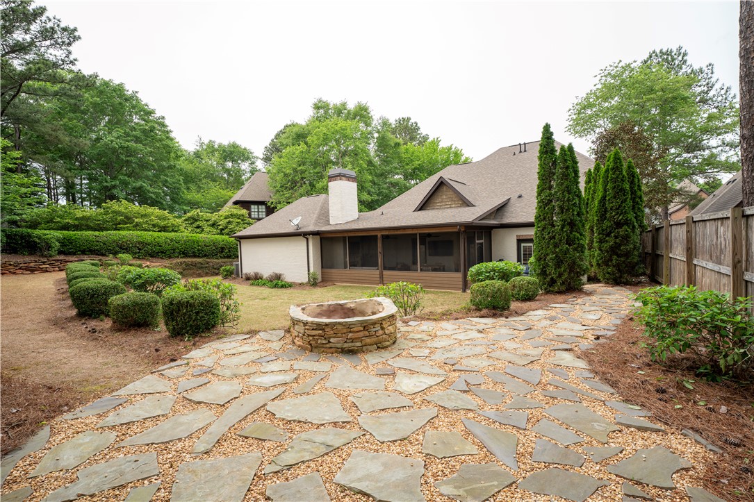 1118 BLACKMAN CIRCLE