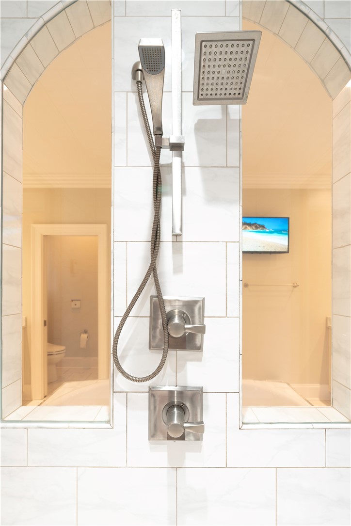 1118 BLACKMAN CIRCLE