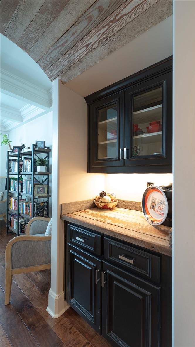 1118 BLACKMAN CIRCLE