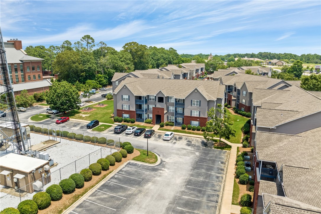1114 S COLLEGE STREET 6103