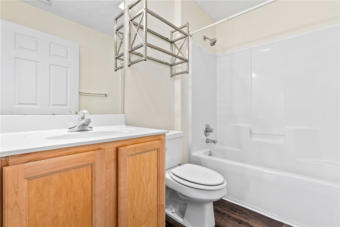 1114 S COLLEGE STREET 6103