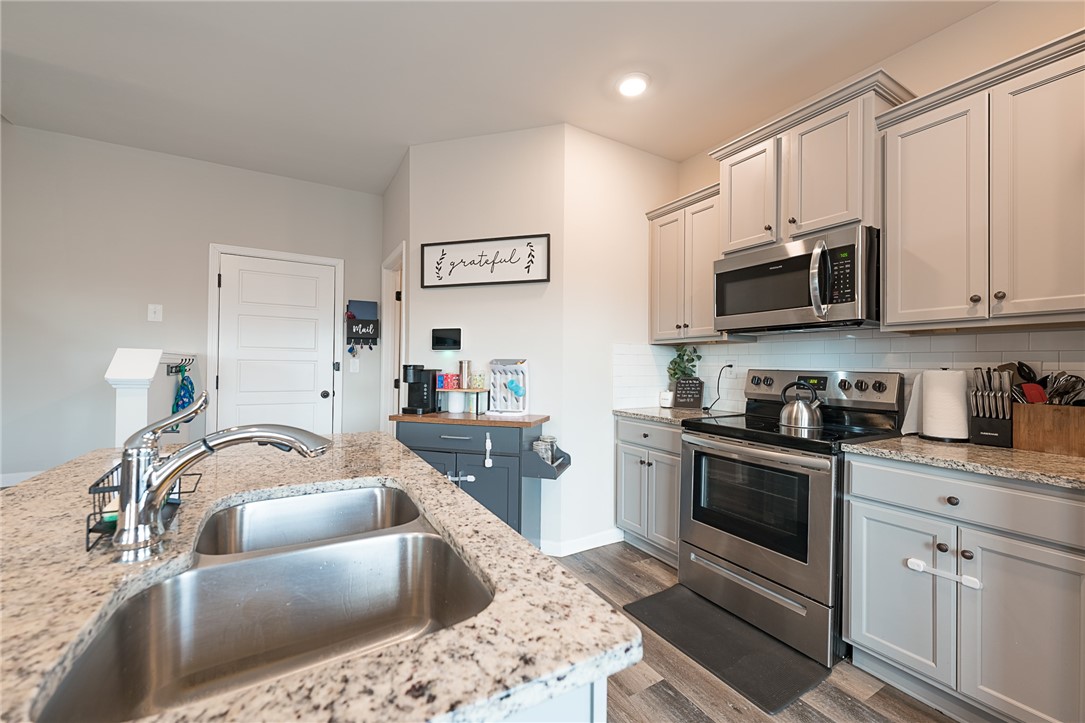 2599 BRITTANY LANE