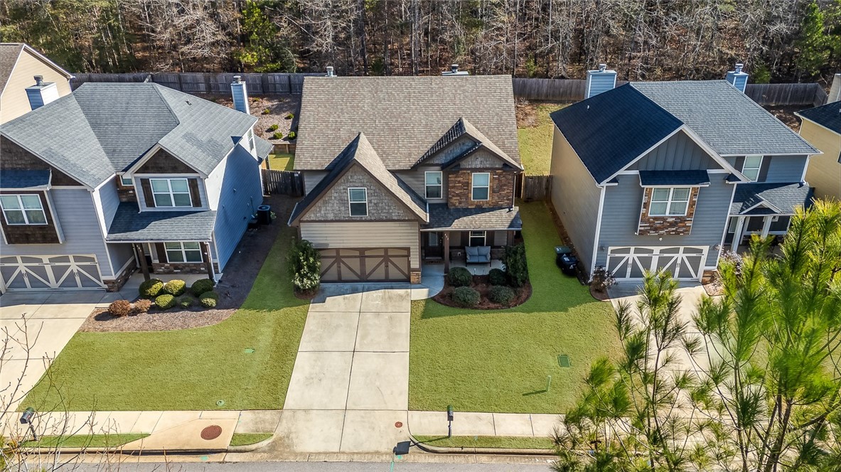 402 LIGHTNESS DRIVE