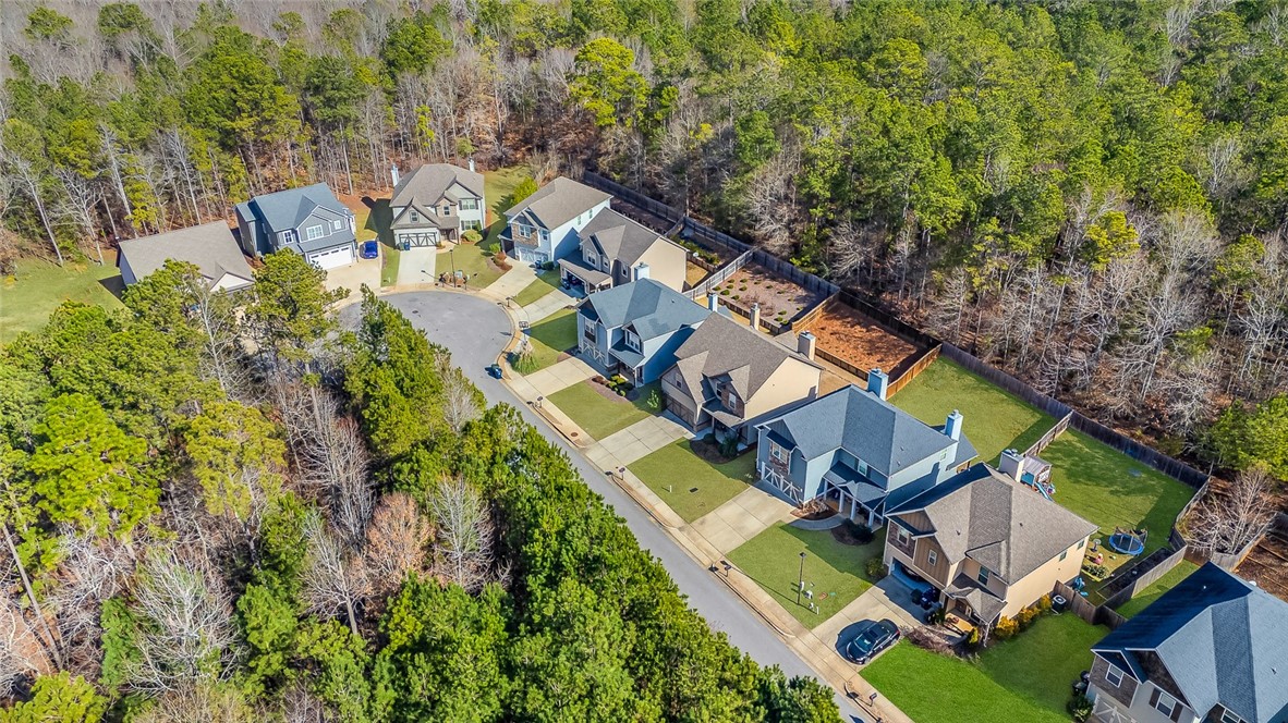 402 LIGHTNESS DRIVE