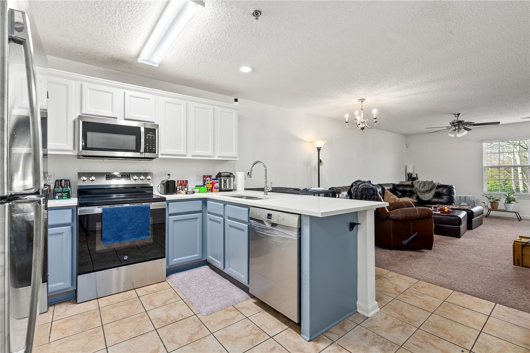 327 N ROSS STREET 124