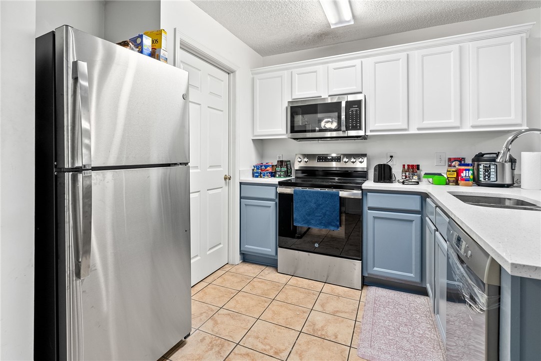 327 N ROSS STREET 124