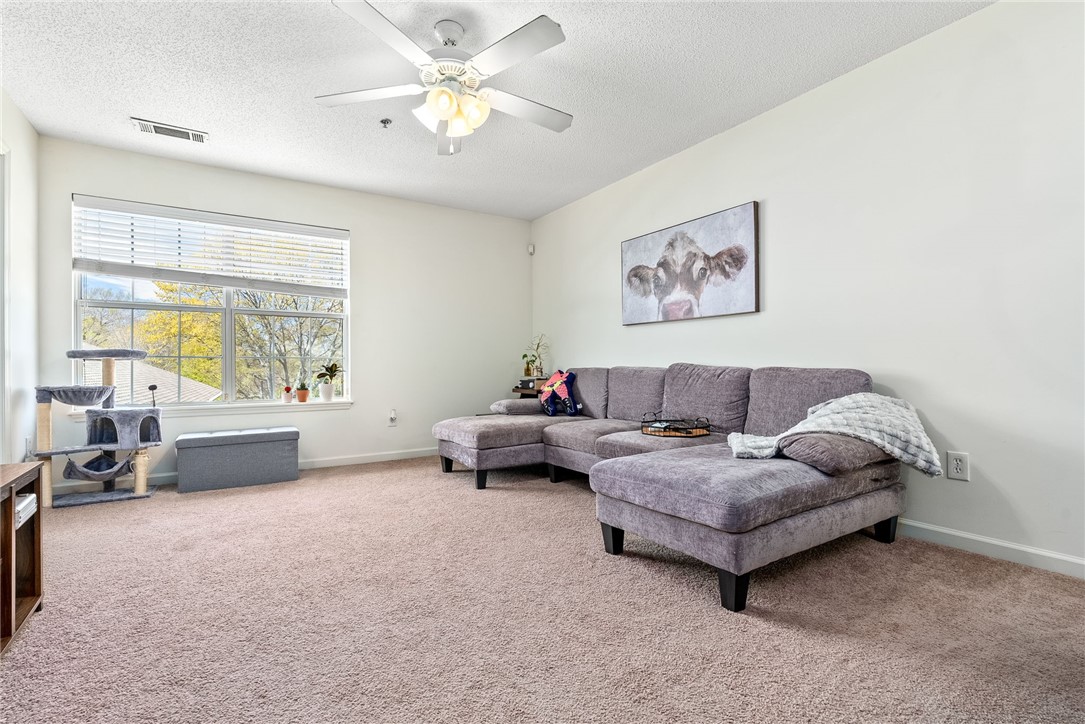 327 N ROSS STREET 133