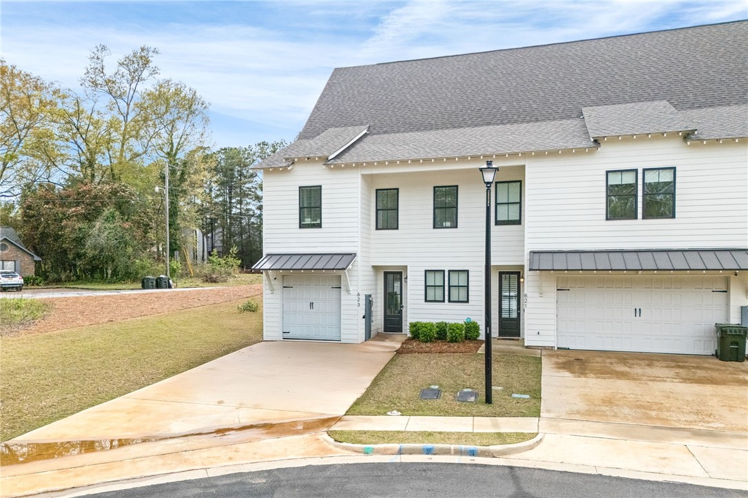 623 CAMERON COURT