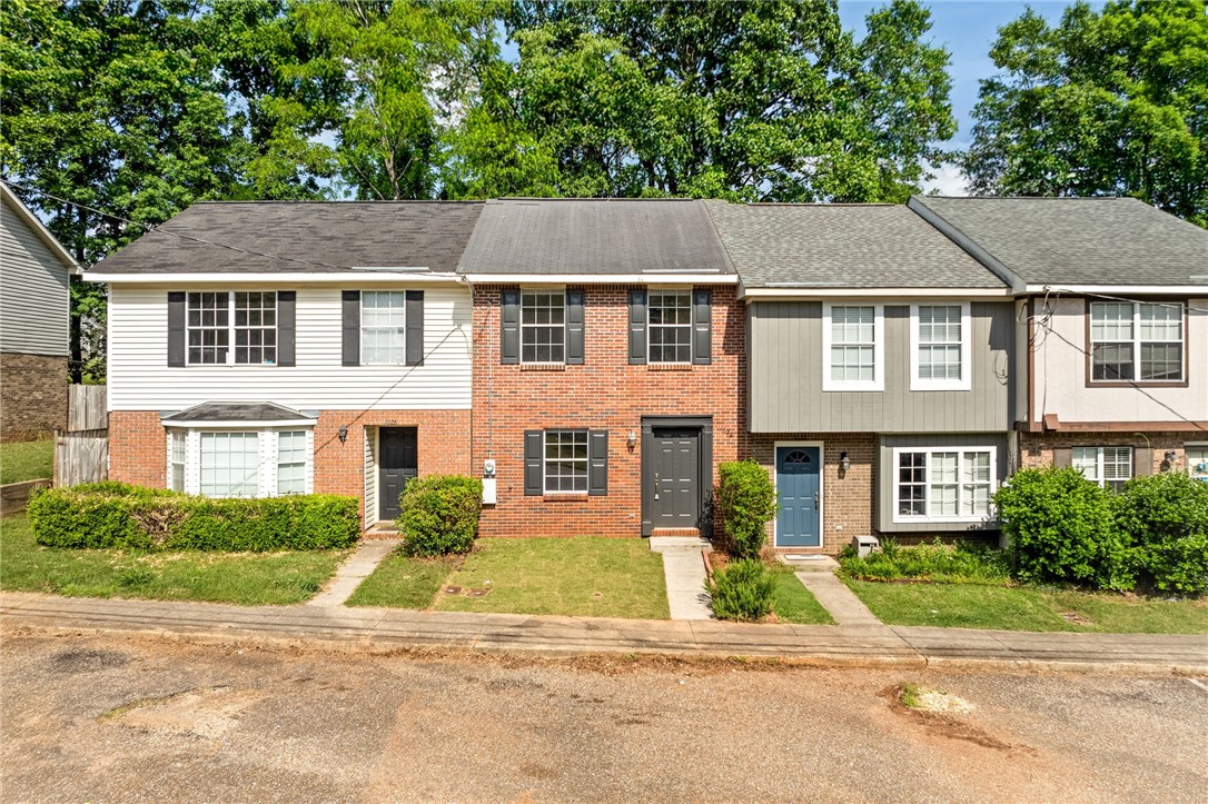 1024 CHINOOK STREET