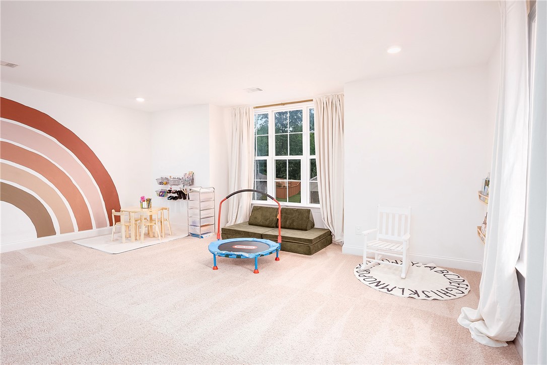 834 CLEAR SPRING DRIVE