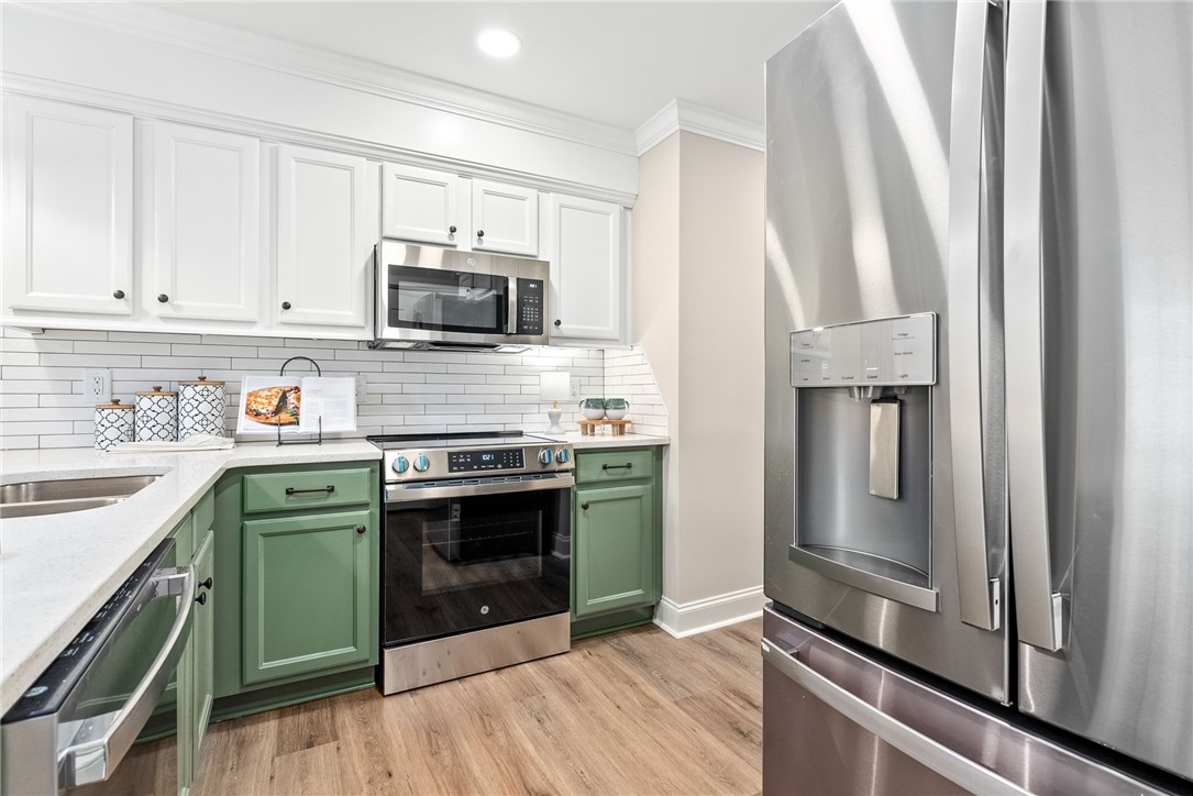 327 N ROSS STREET 223