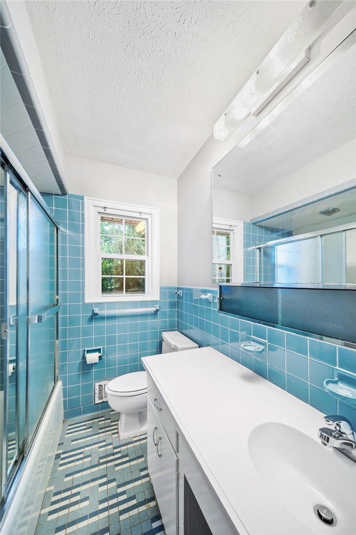 262 DENSON DRIVE