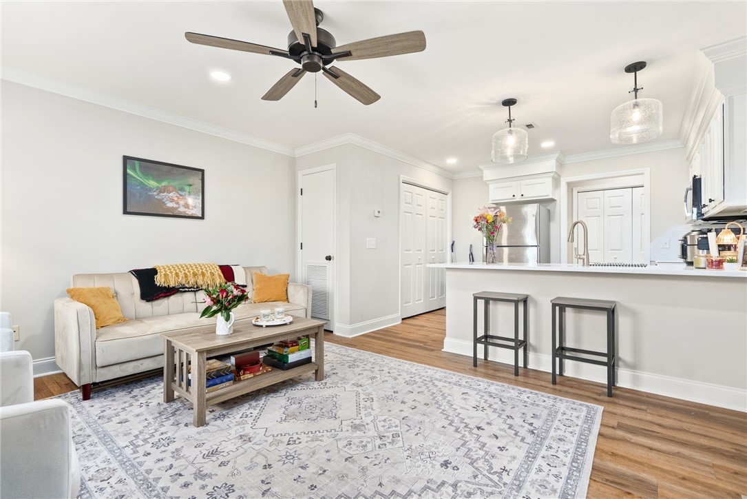 327 N ROSS STREET 231