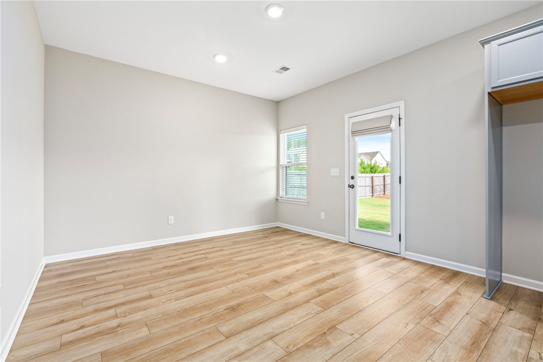 2076 SEQUOIA DRIVE