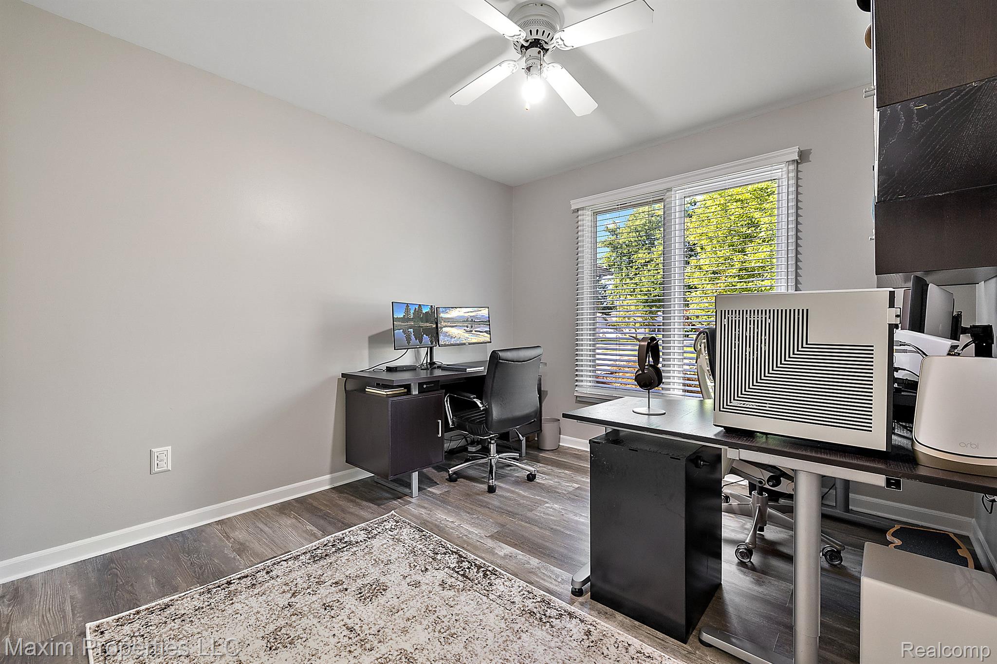 46170 MEADOWVIEW Drive