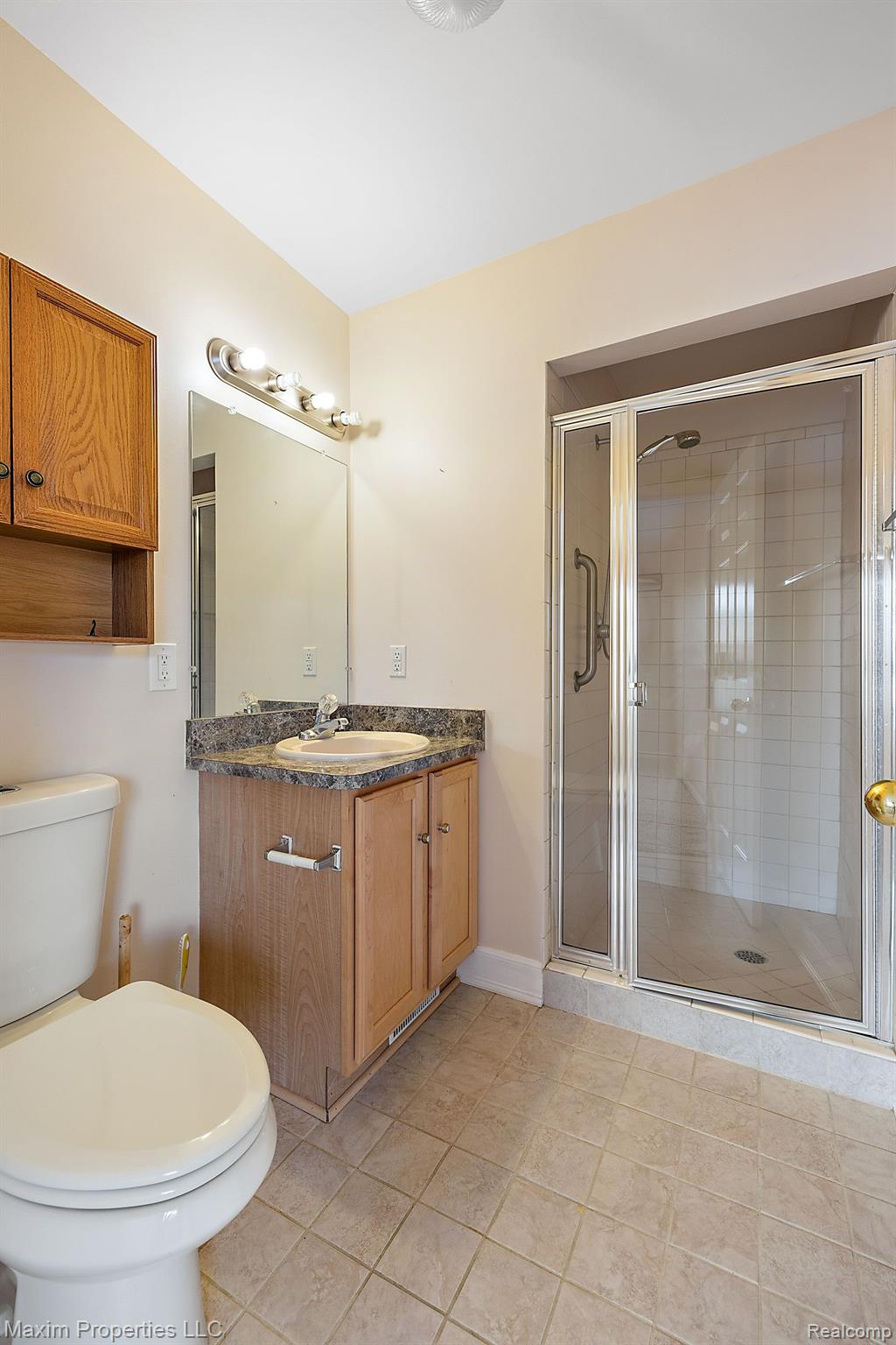 327 CHERRY HILL POINTE Drive