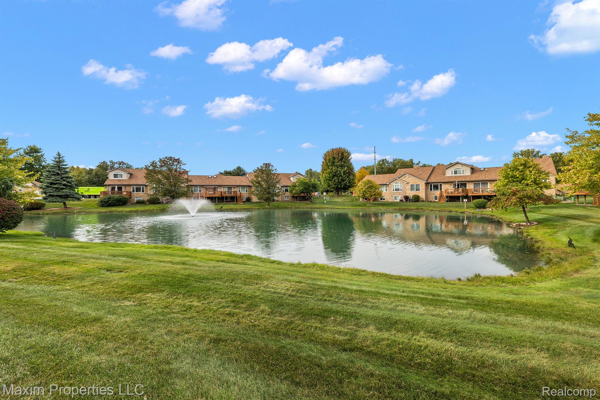 327 CHERRY HILL POINTE Drive