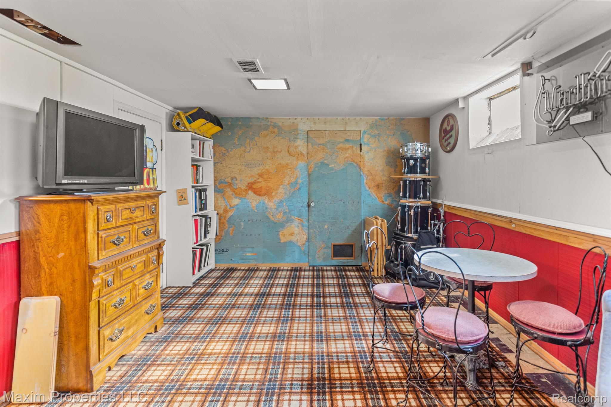 265 CLAREMONT Street