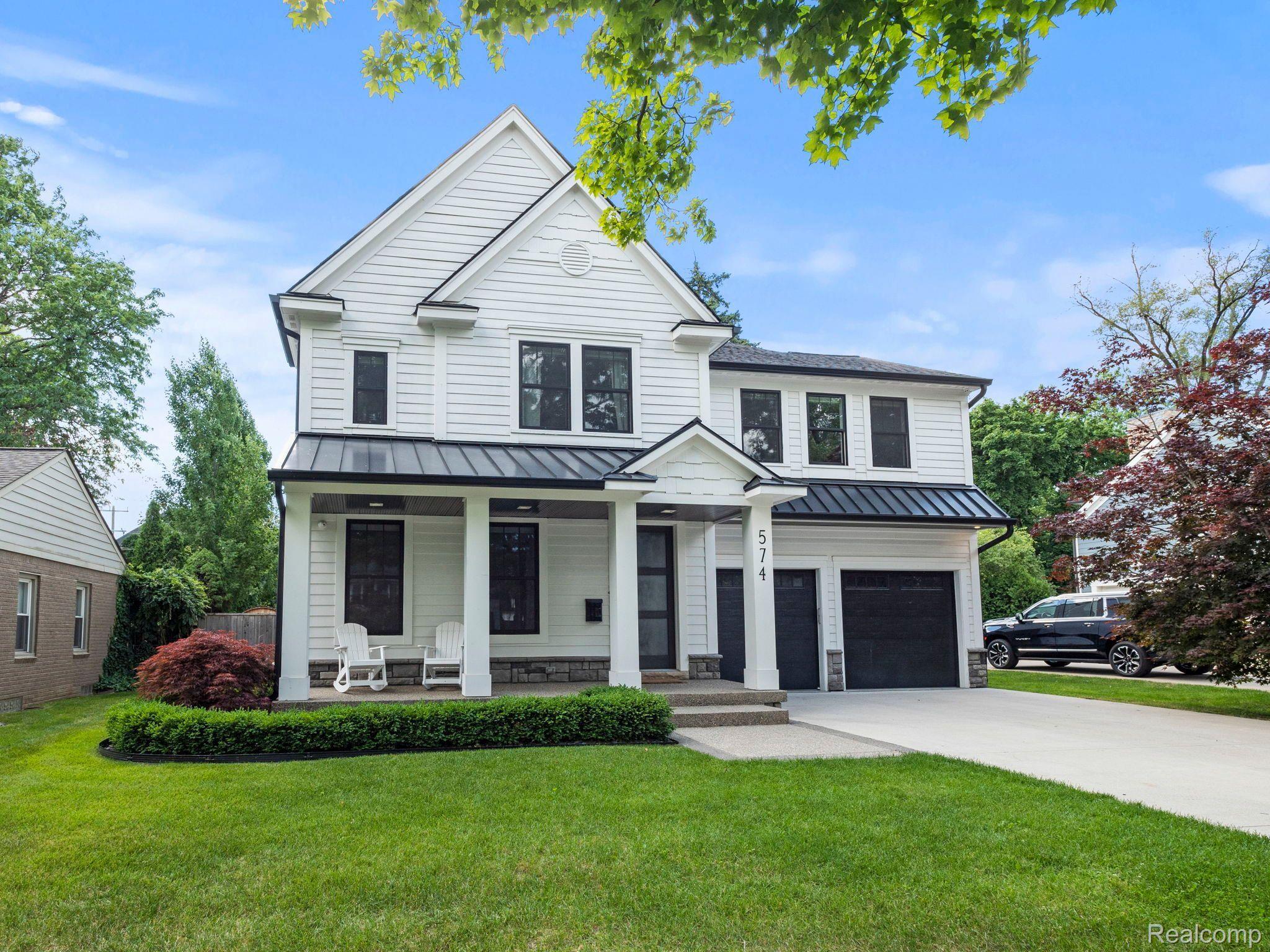 574 WESTCHESTER Way