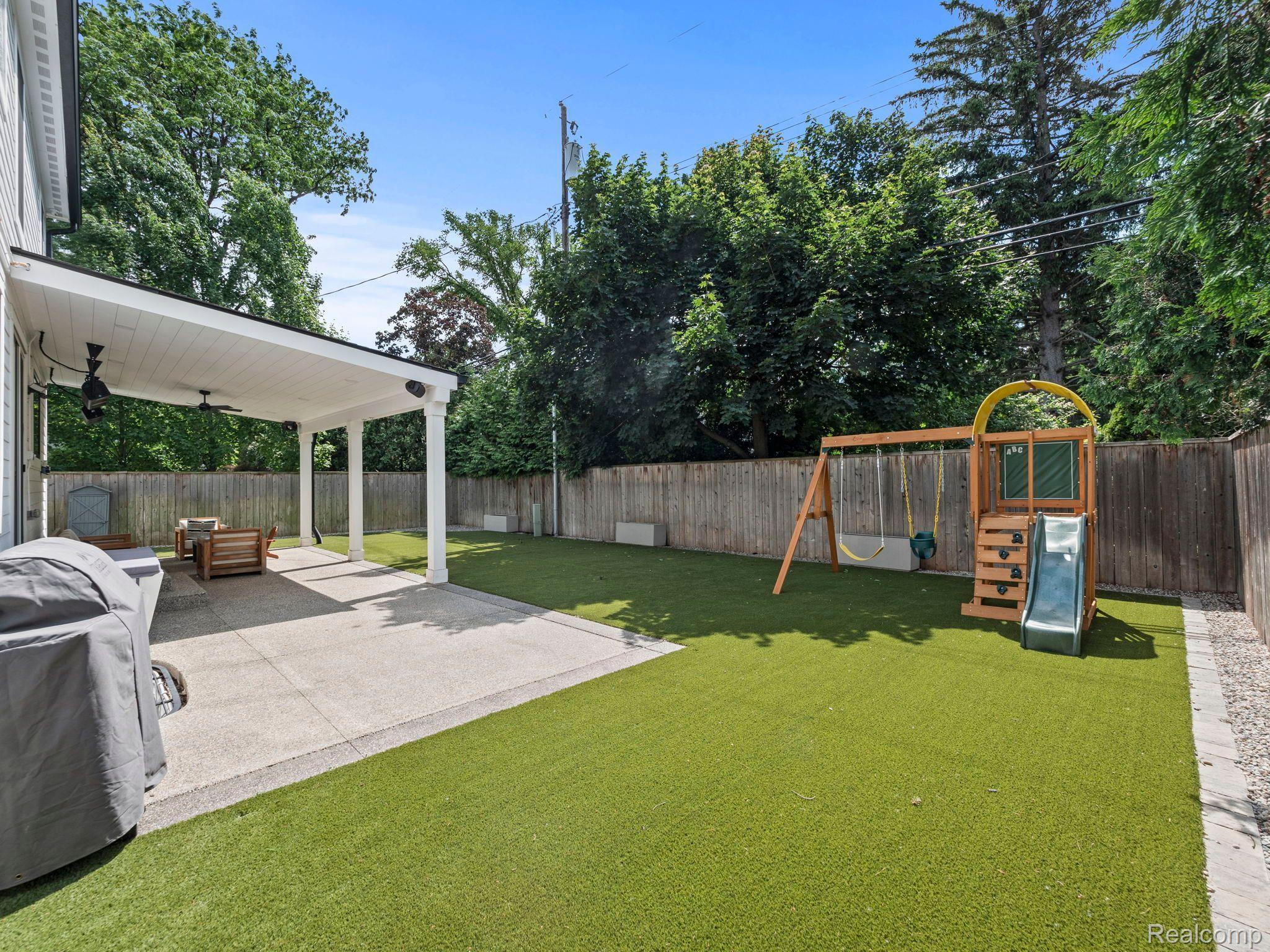 574 WESTCHESTER Way