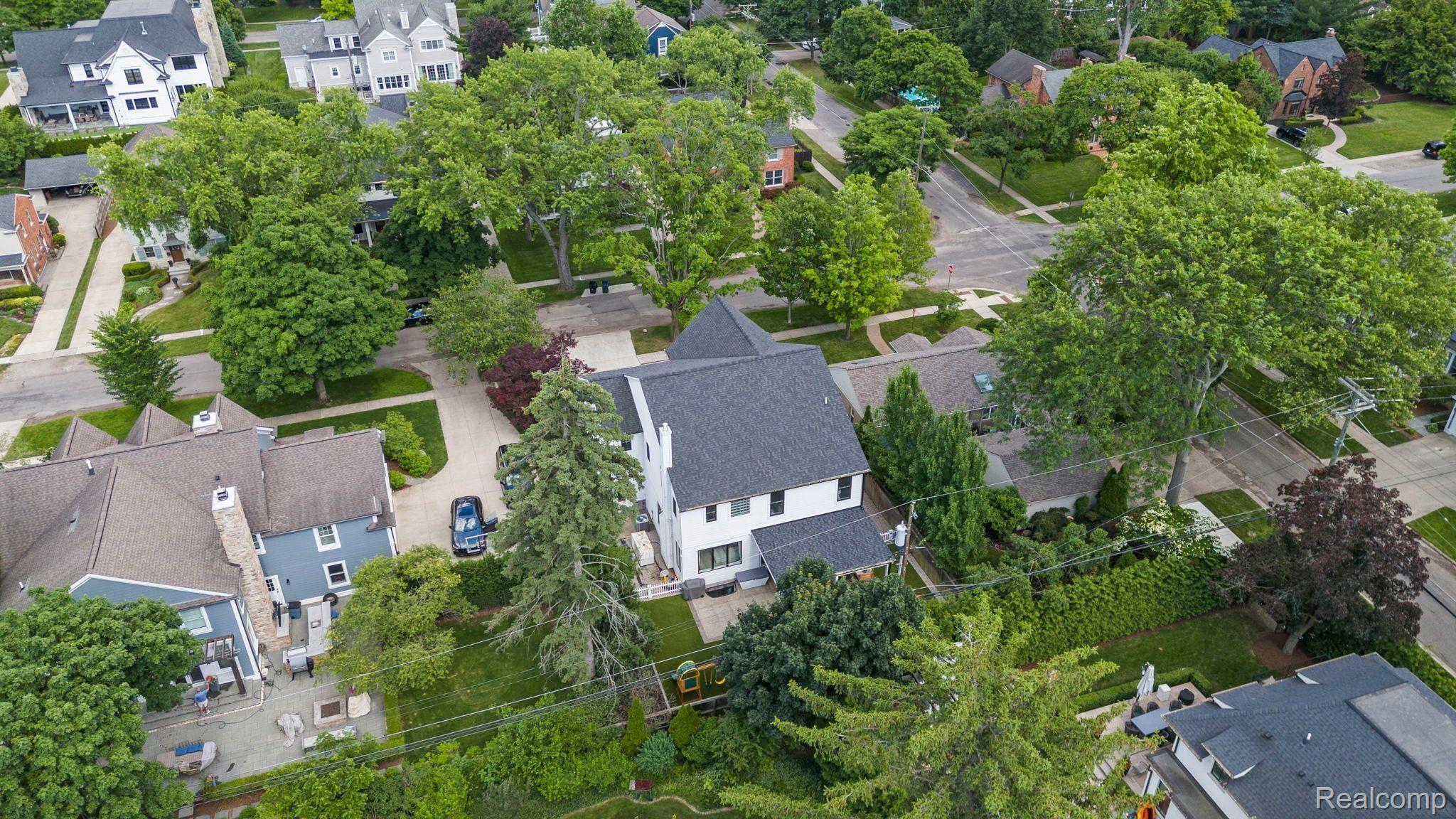 574 WESTCHESTER Way