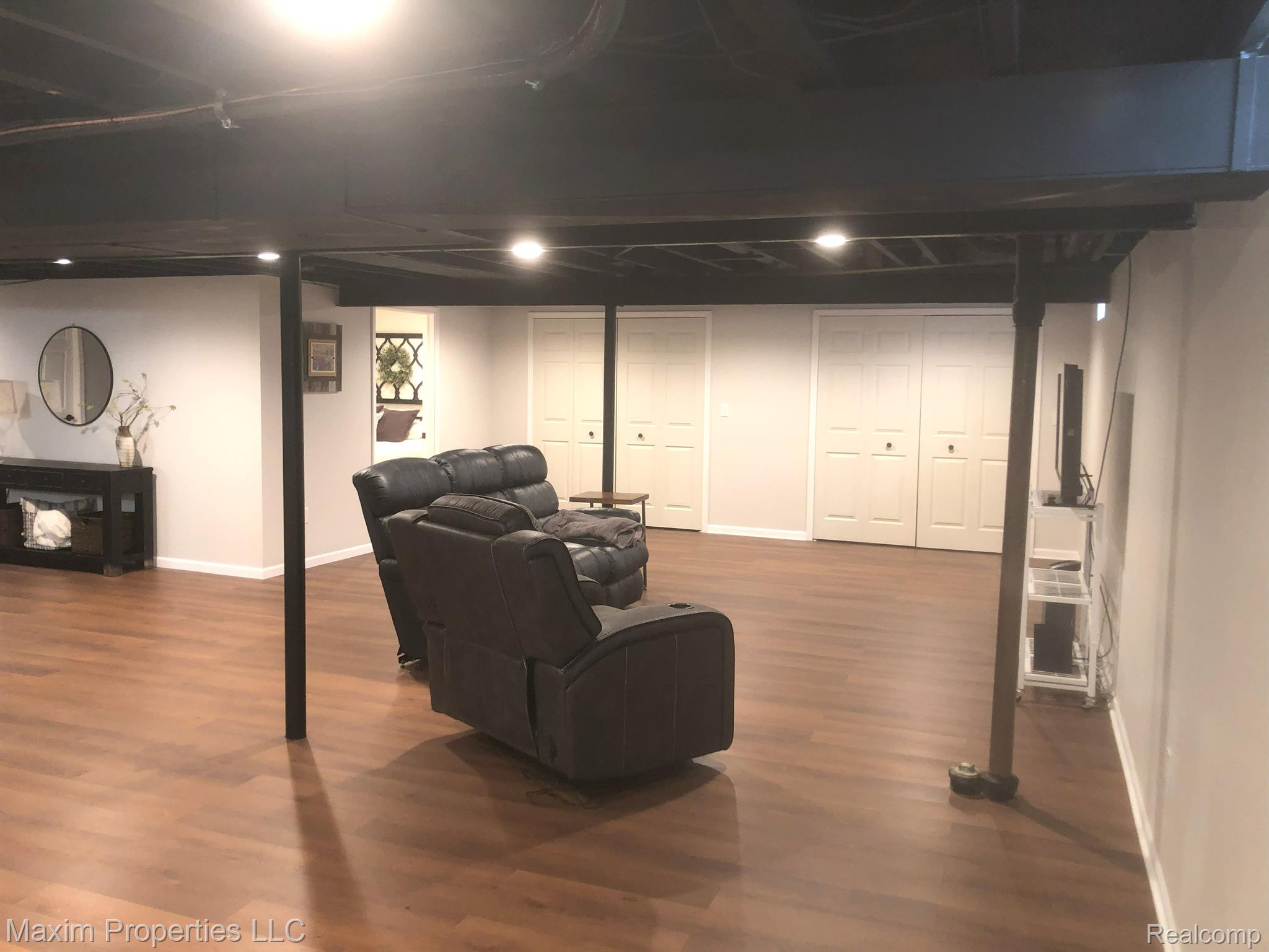 33017 MYRNA Drive