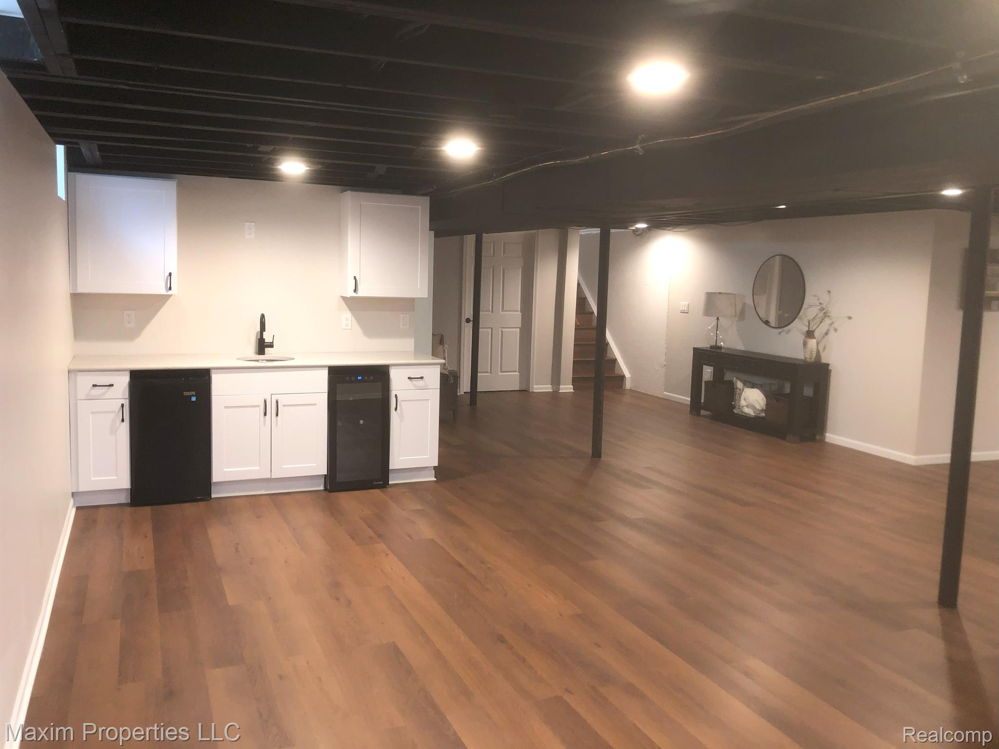 33017 MYRNA Drive