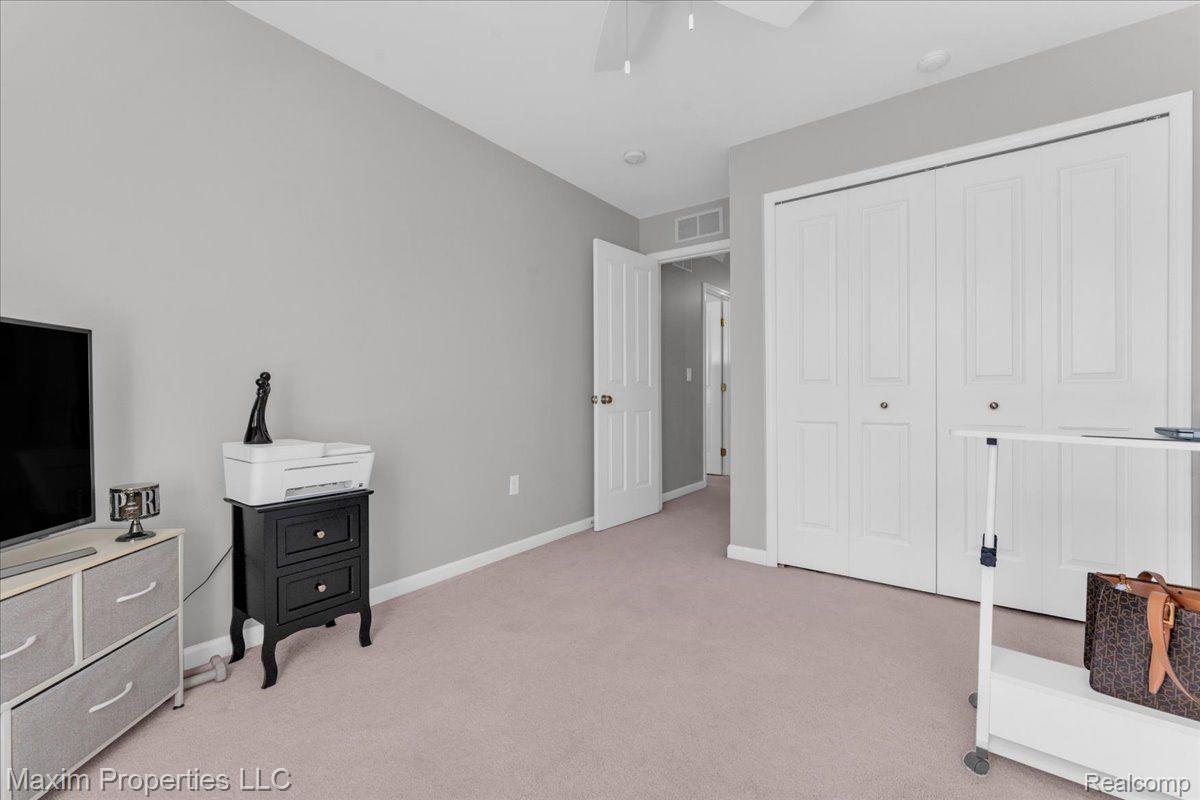 47456 PEMBROKE Drive 60
