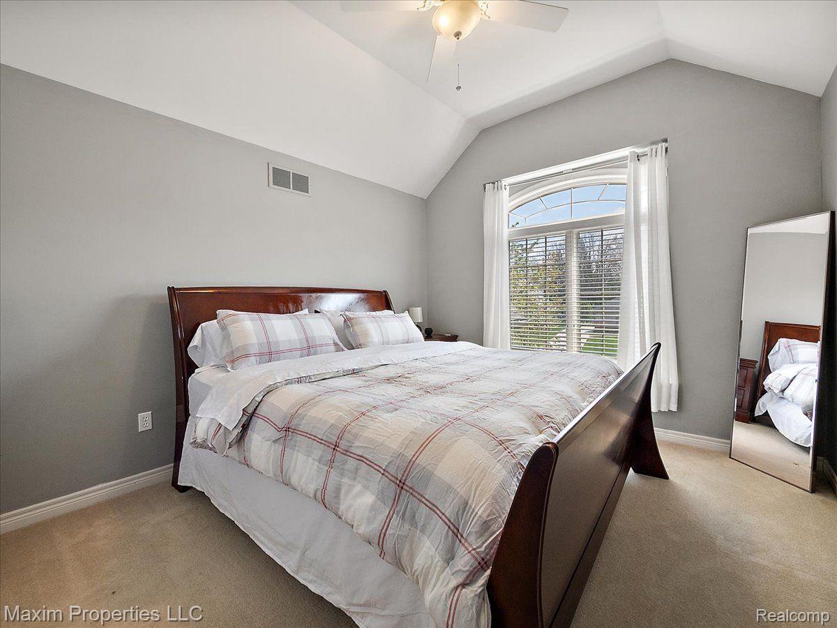 2606 WHITNEY Place