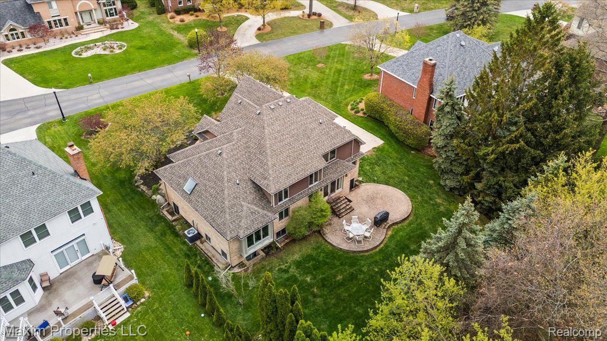 2606 WHITNEY Place