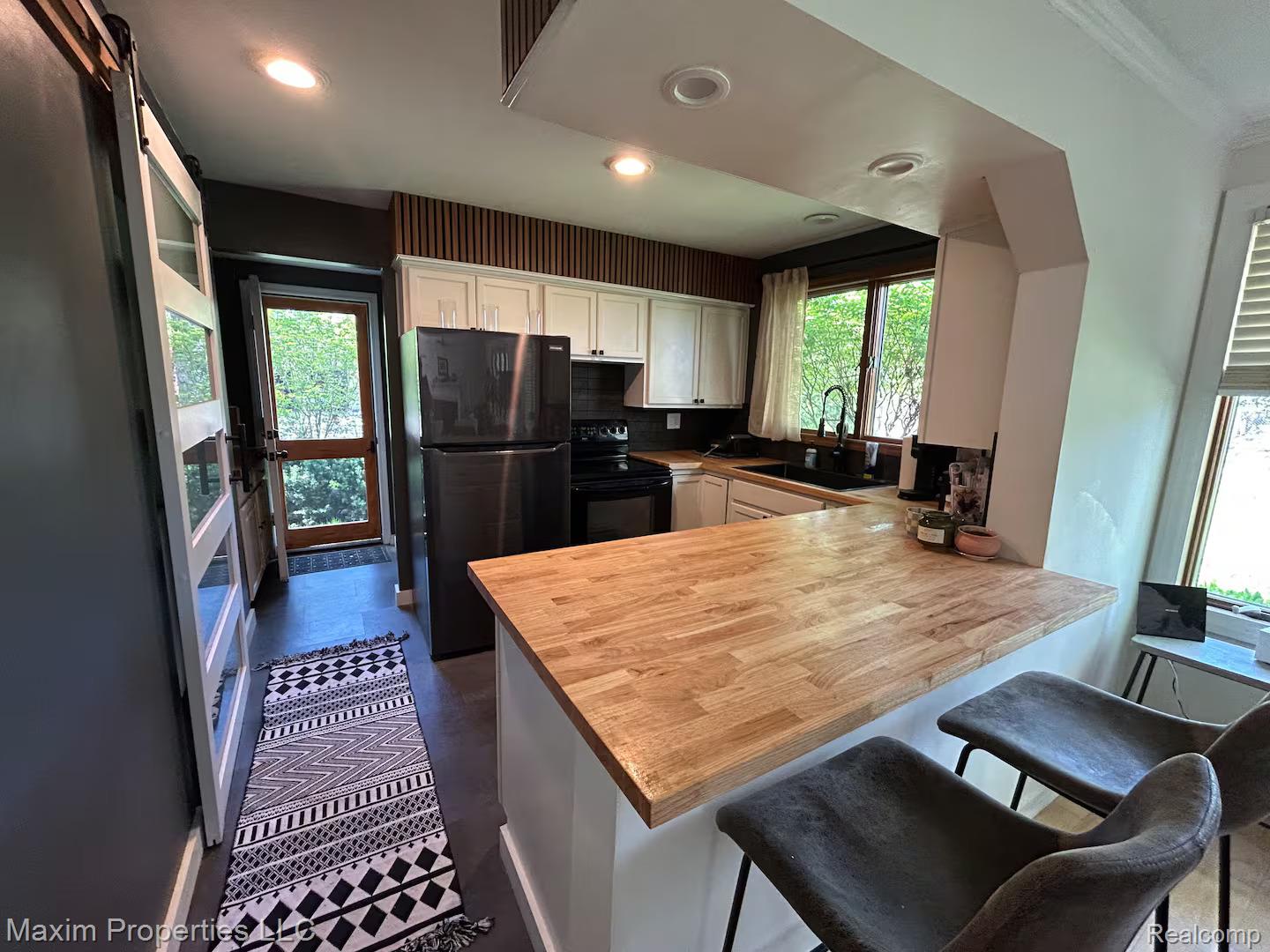 18031 Hamilton Road