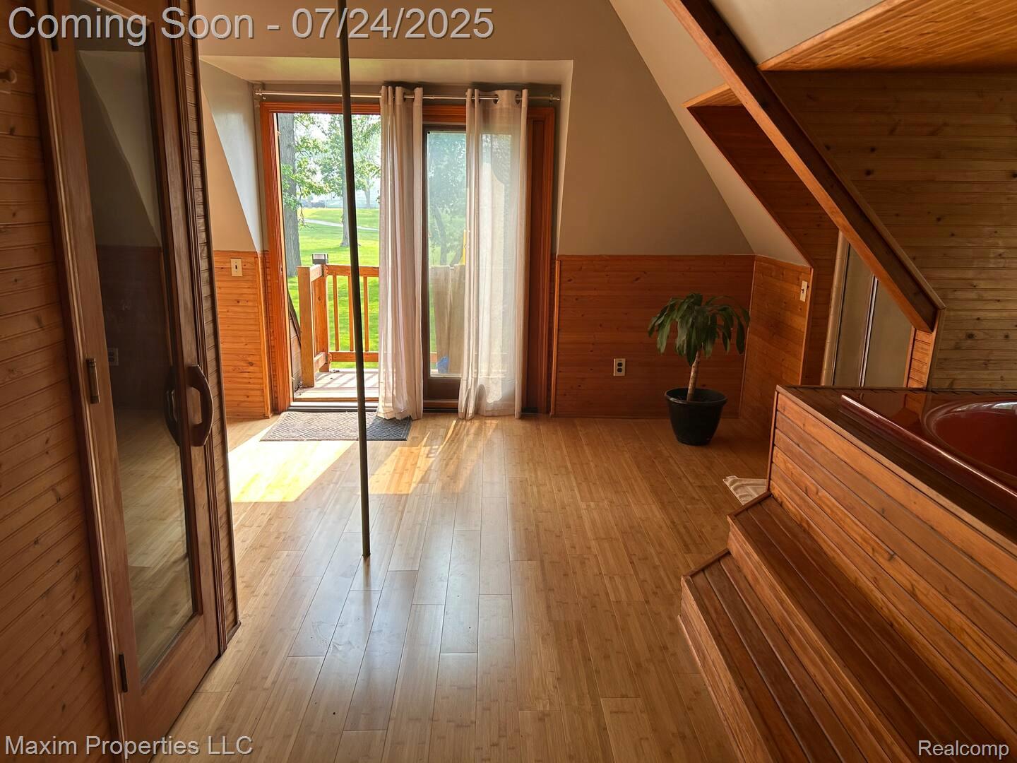 18031 Hamilton Road