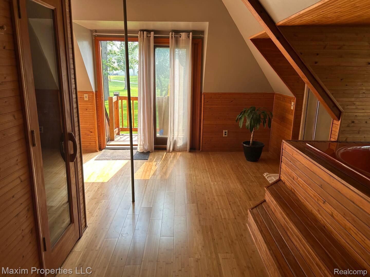 18031 Hamilton Road