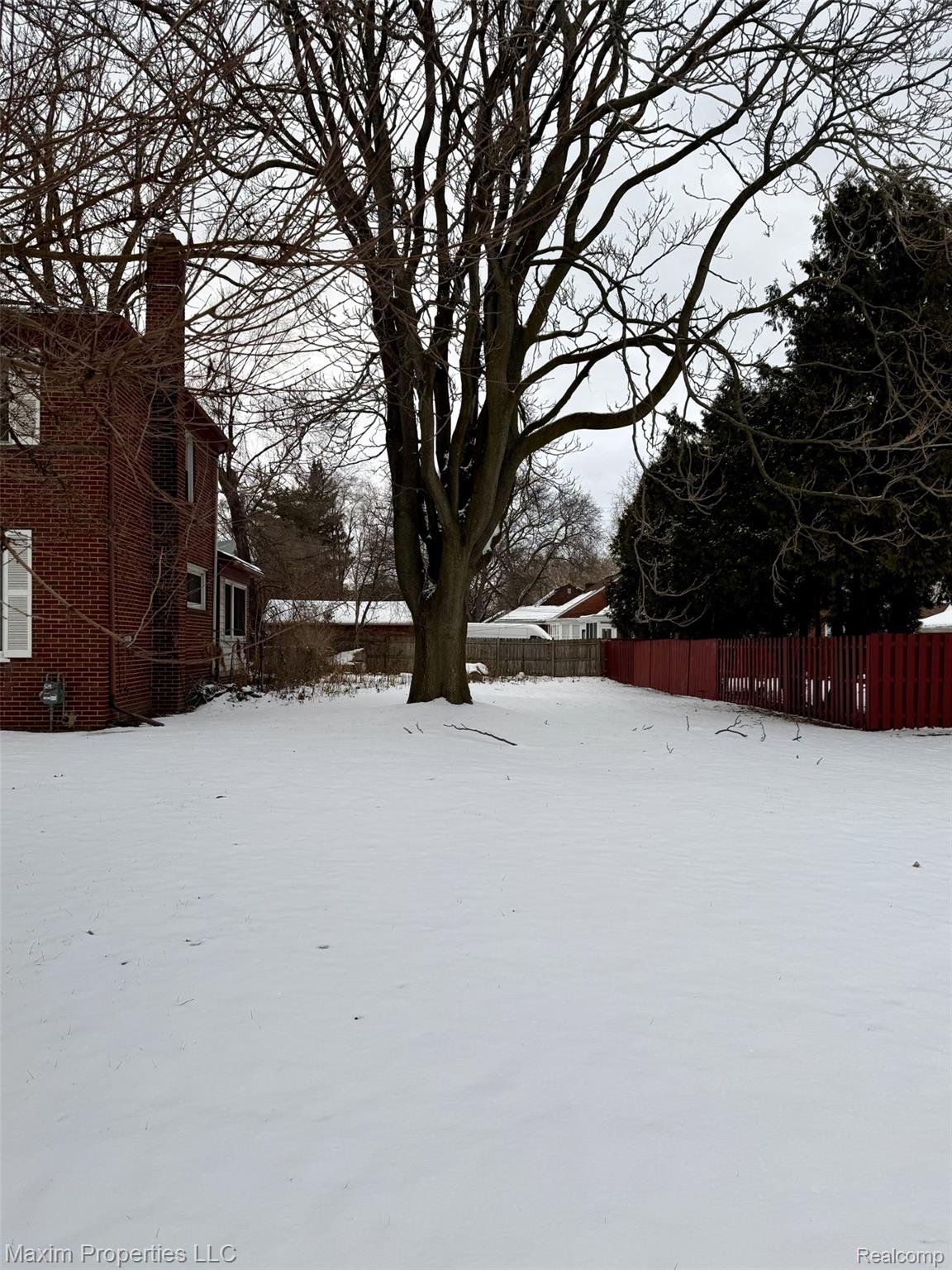6240 W Outer Drive