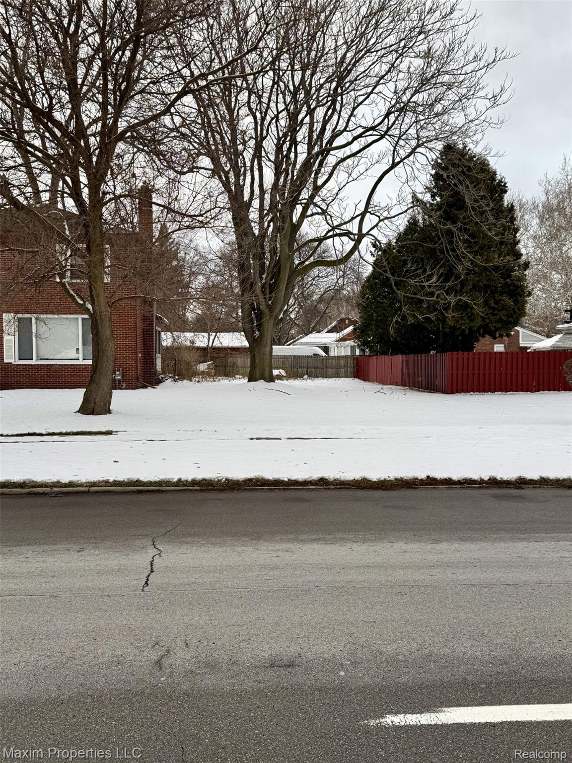 6240 W Outer Drive