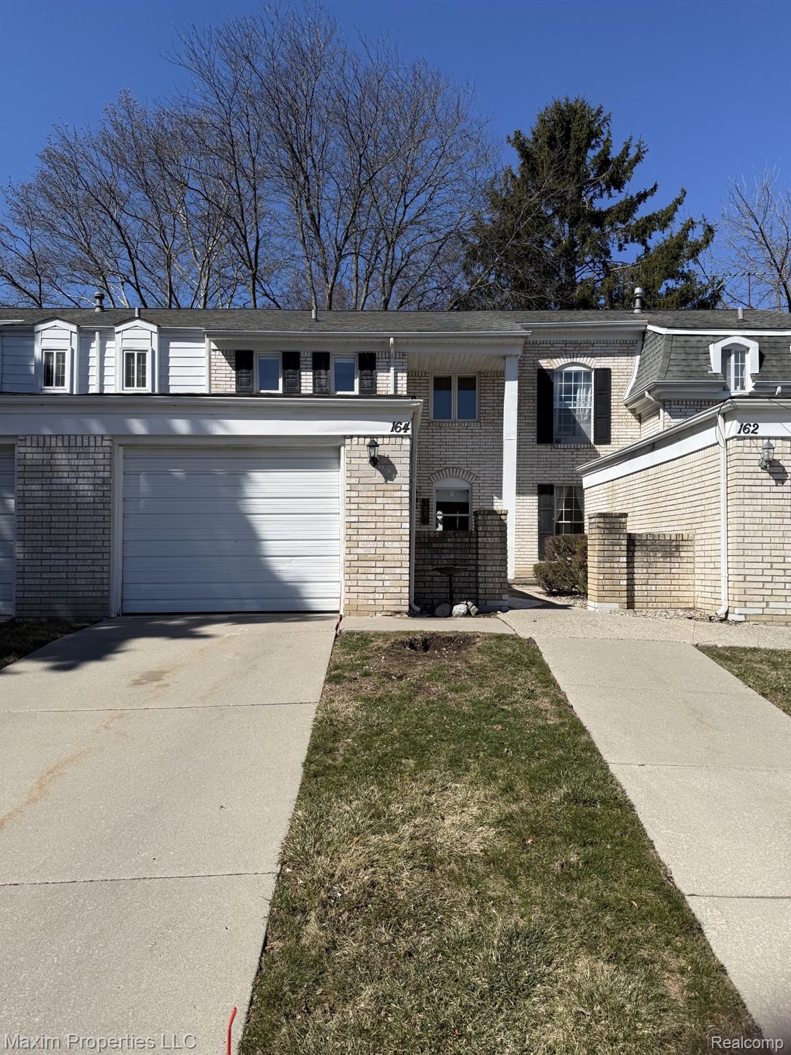 164 Stratford Lane