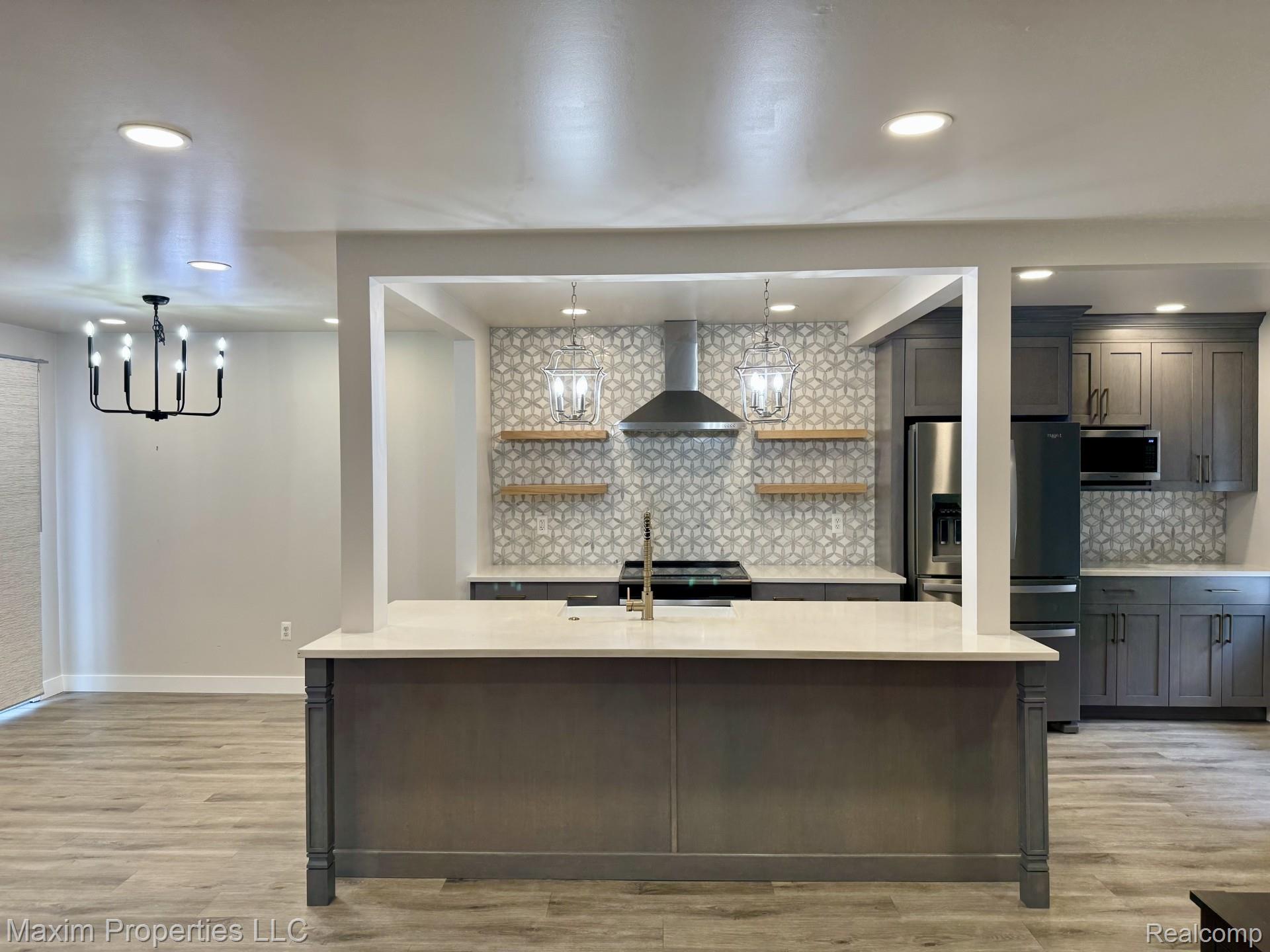 164 Stratford Lane